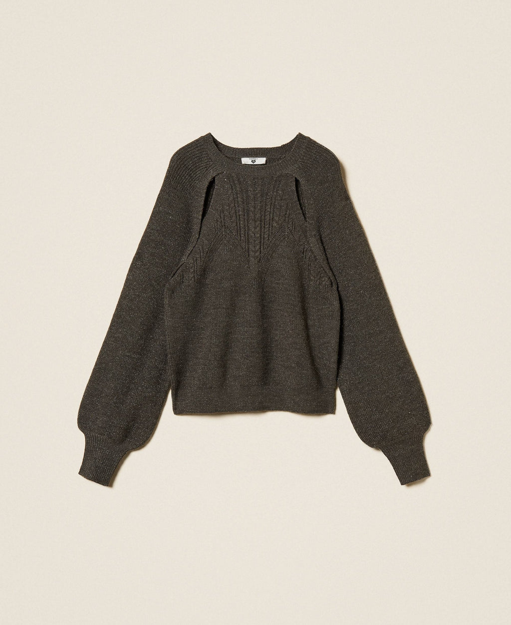 Maglia con cut-out e trecce